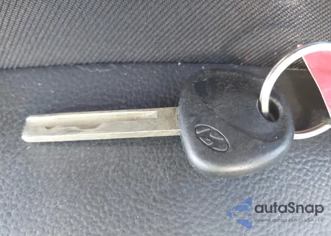 2013 Hyundai Elantra Gt from USA, damaged, VIN KMHD35LE8DU137209